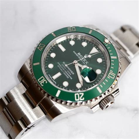 rolex submariner ghiera verde hulk|rolex submariner hulk.